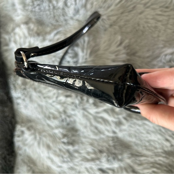 Coach Black Patent Leather Wristlet - Picture 3 of 11